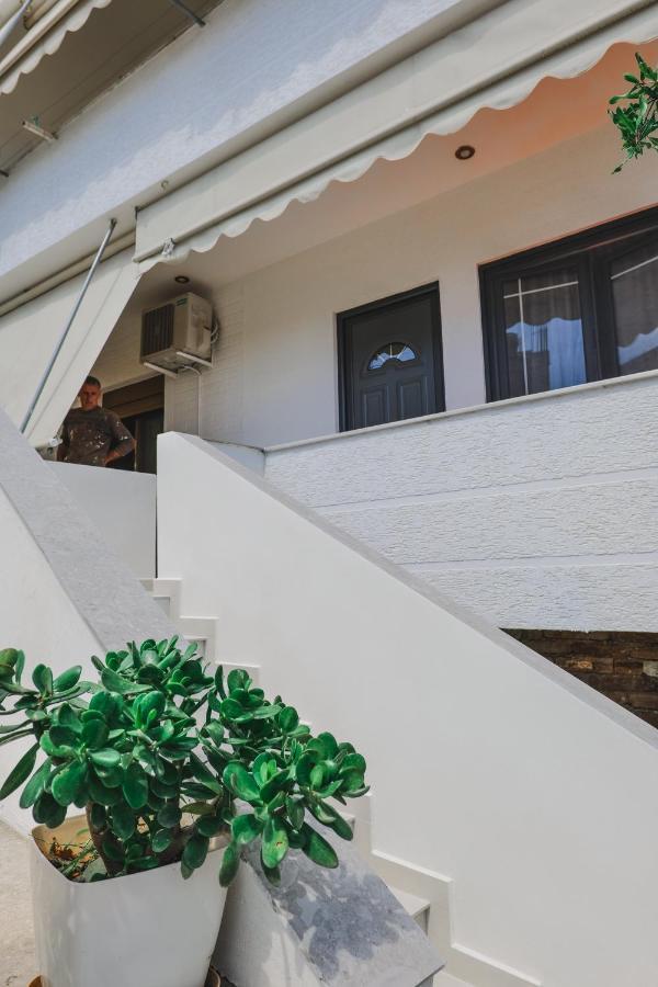 Vila Fredi Ksamil Exterior foto